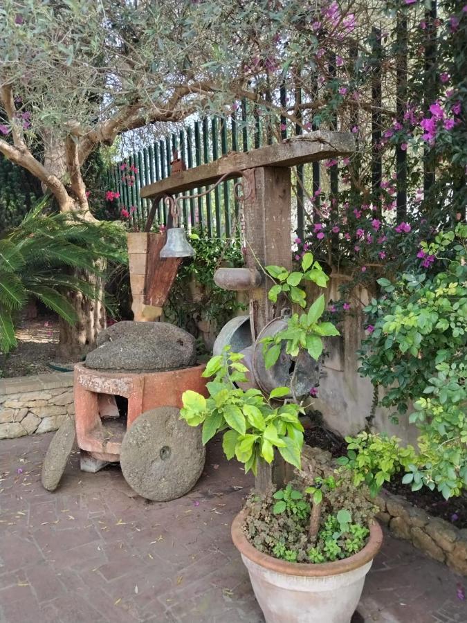 Il Casale Del Cortonese Sassari Exterior foto